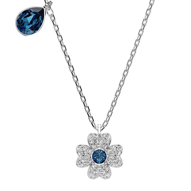 COLAR COM PINGENTE SWAROVSKI SYMBOLICA NECKLACE CLOVER 5734553 BLUE