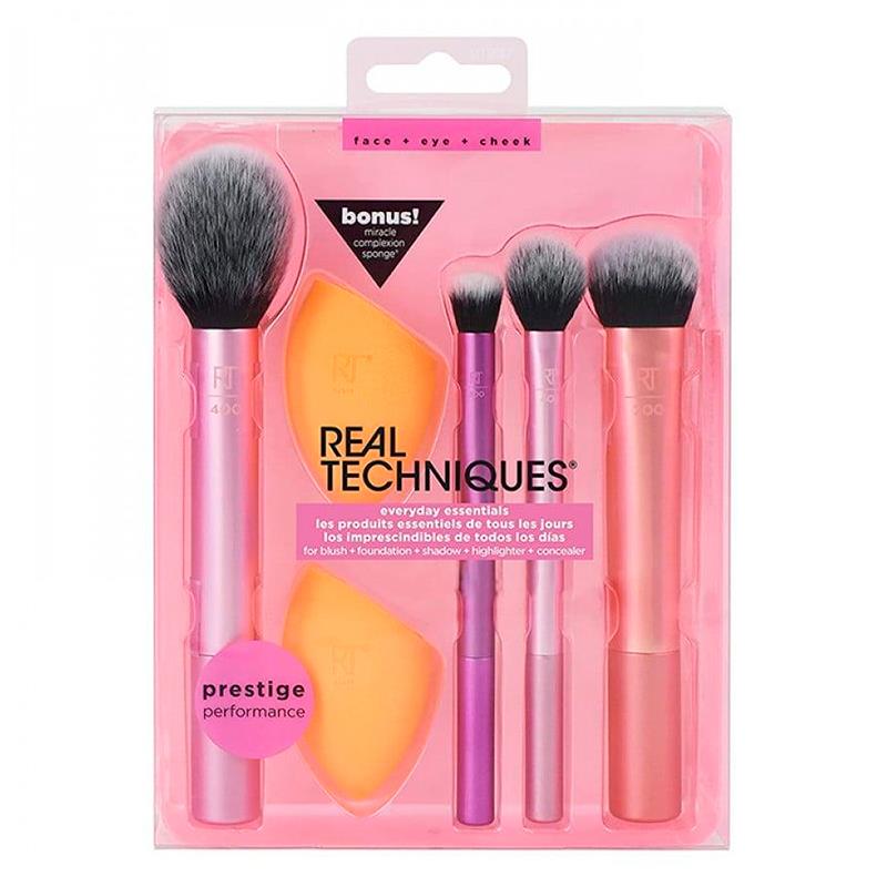 CONJUNTO DE 4 PINCEIS E 2 ESPONJAS REAL TECHNIQUES EVERYDAY ESSENTIALS PLUS MCS 6PCS